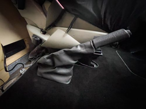 Handbremssackwechsel beim Renault Trafic II